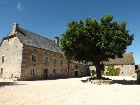 La Maison De Gilbert Jacuzzi Piscine Chauffee Selon Saison Chaudes-Aigues Exterior photo